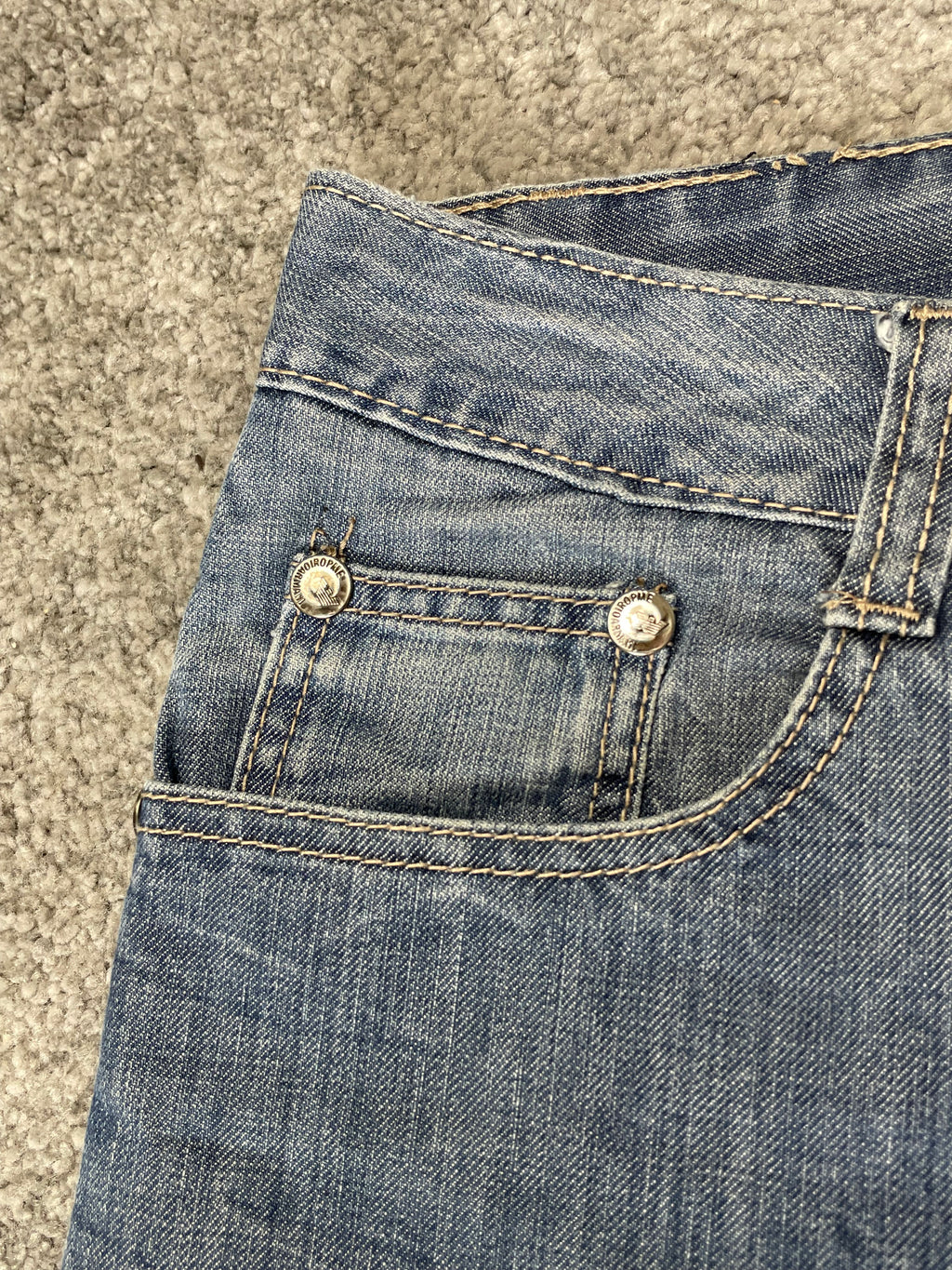 Armani Big Print Jeans (S-M)