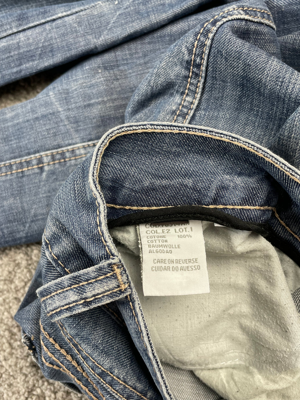 Armani Big Print Jeans (S-M)